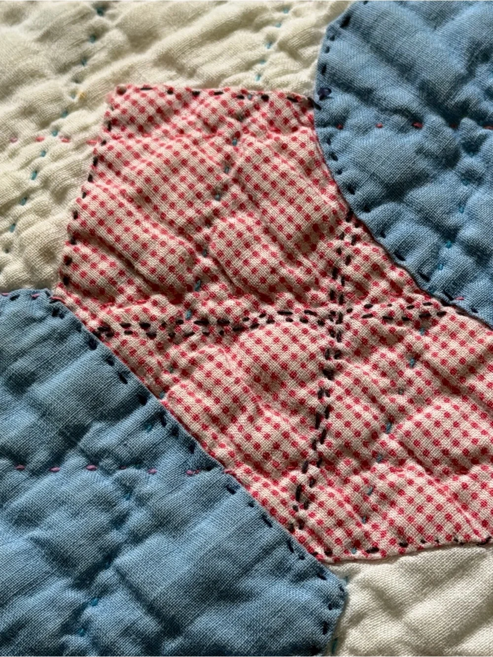 Vintage Cottagecore Handmade Sunbonnet Sue Pink & Blue Patchwork Quilt